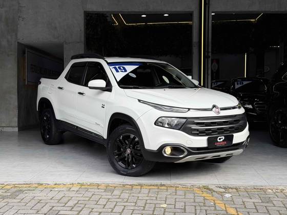 FIAT TORO 2.0 16V TURBO DIESEL FREEDOM 4WD AT9